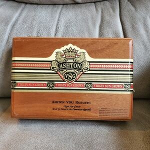 Ashton VSG Empty Cigar Box from Dominion Republic